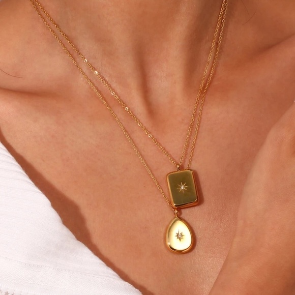 New 18k Gold Plated Zircon Sunburst Layering Necklace - Picture 5 of 14